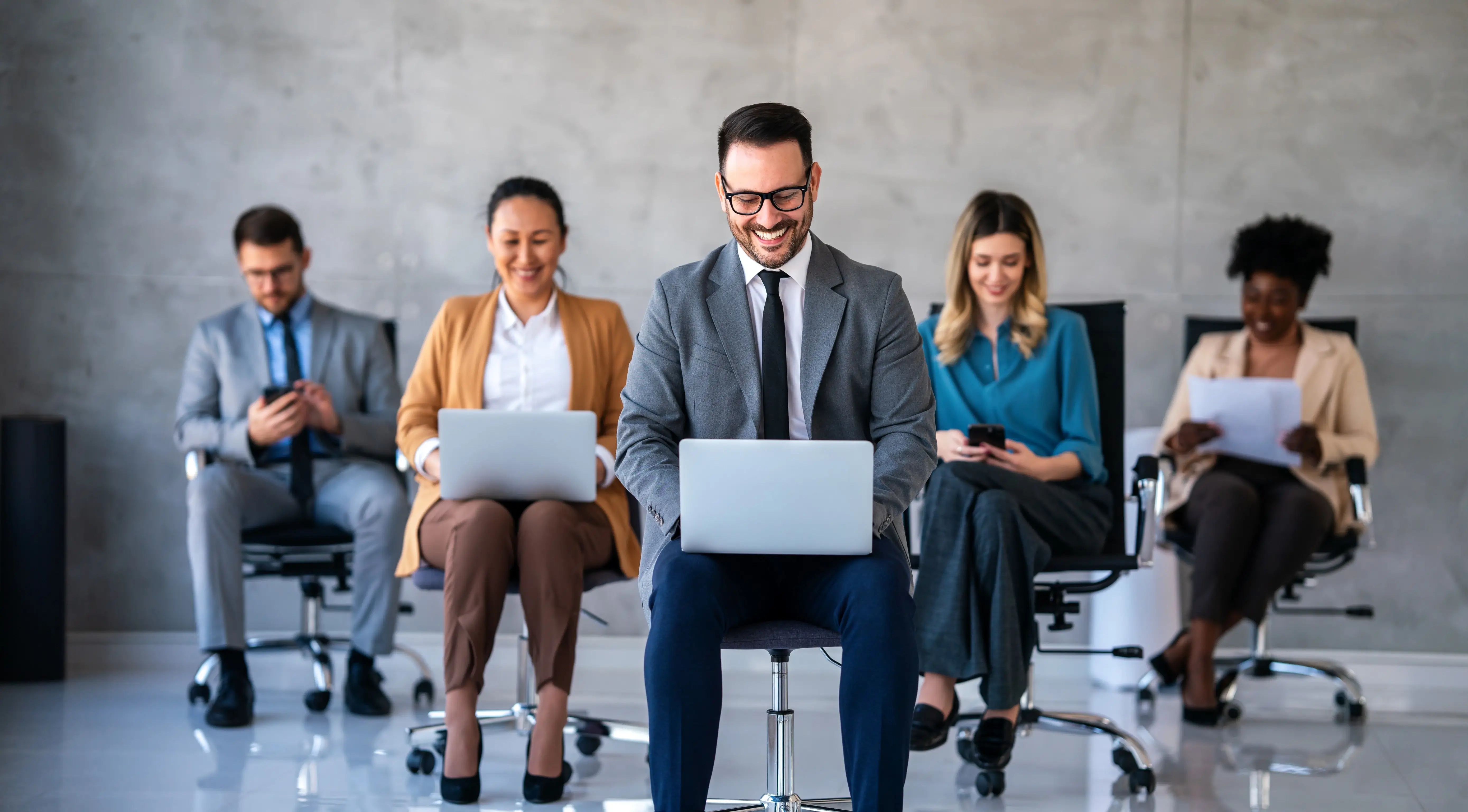 Staff Augmentation vs Outsourcing